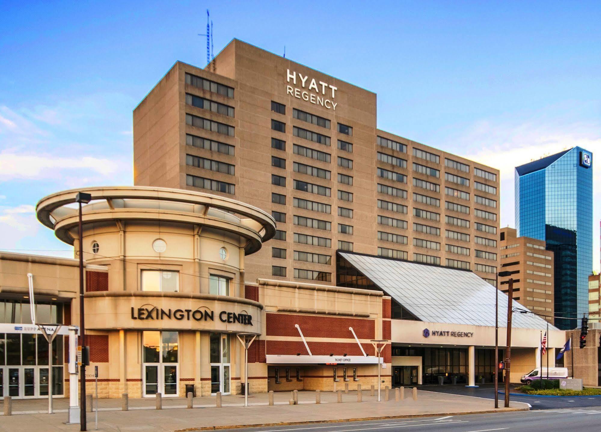 Hyatt Regency 3*